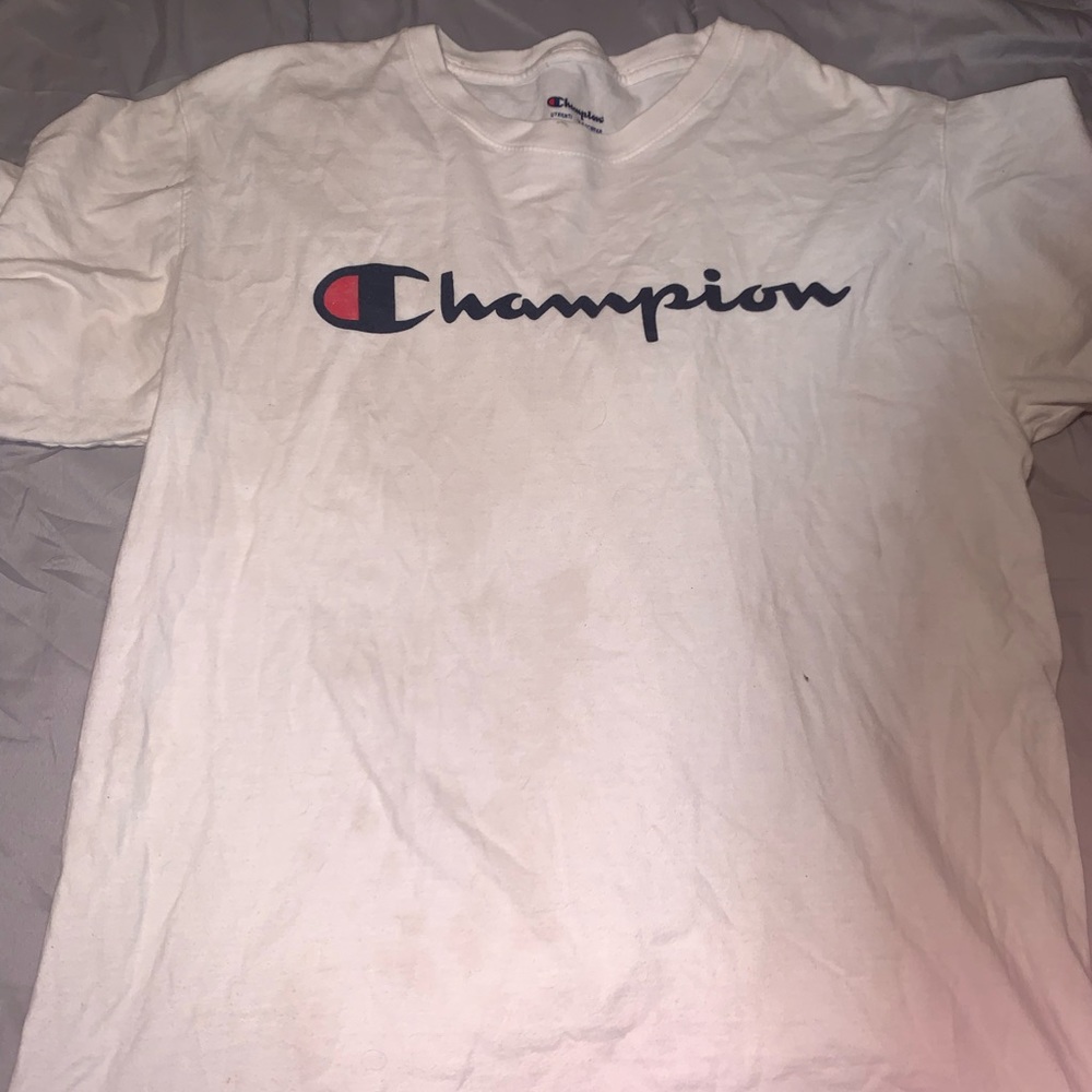 medium white champion shirt